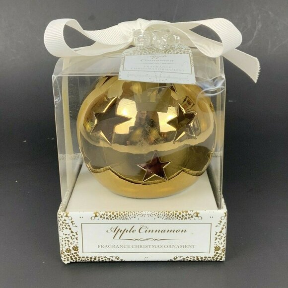 Apple Cinnamon Fragrance Christmas Ornament Gold Round Star Cutouts White Ribbon - Picture 1 of 6